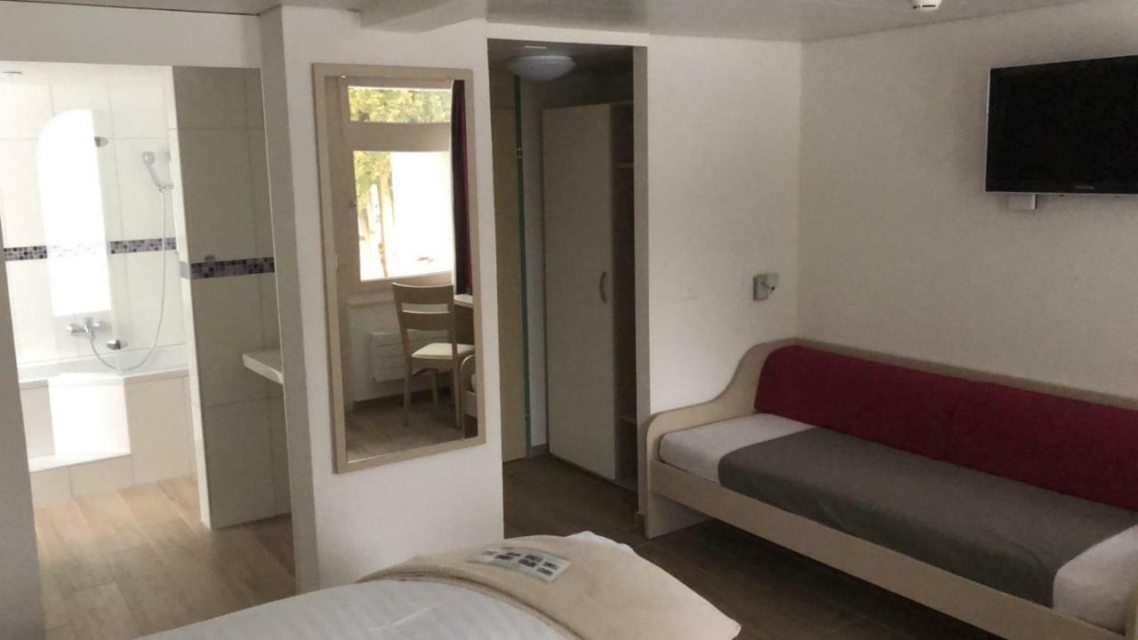 Centre De Sornetan Hotel Bagian luar foto